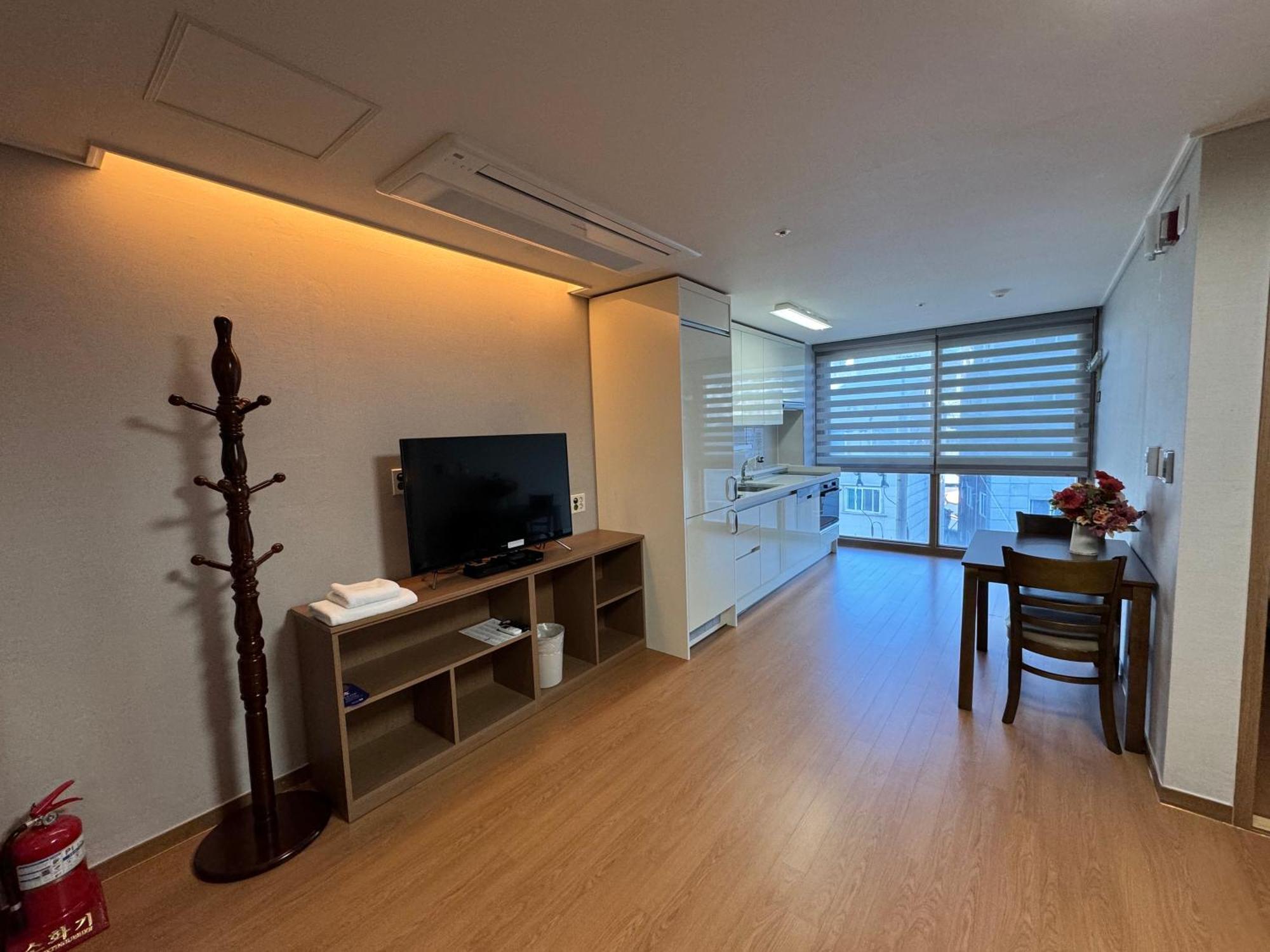 Residence Hotel K Okpo 巨济市 外观 照片