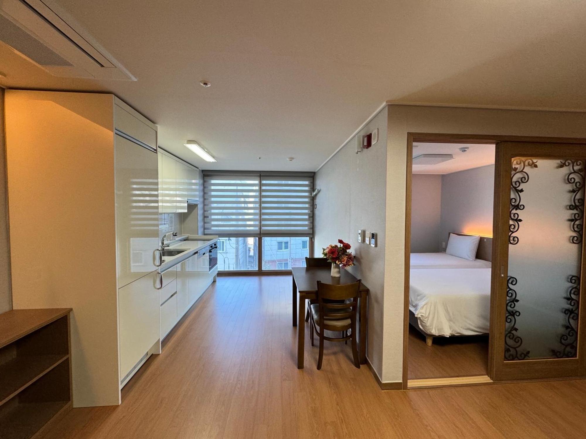 Residence Hotel K Okpo 巨济市 外观 照片