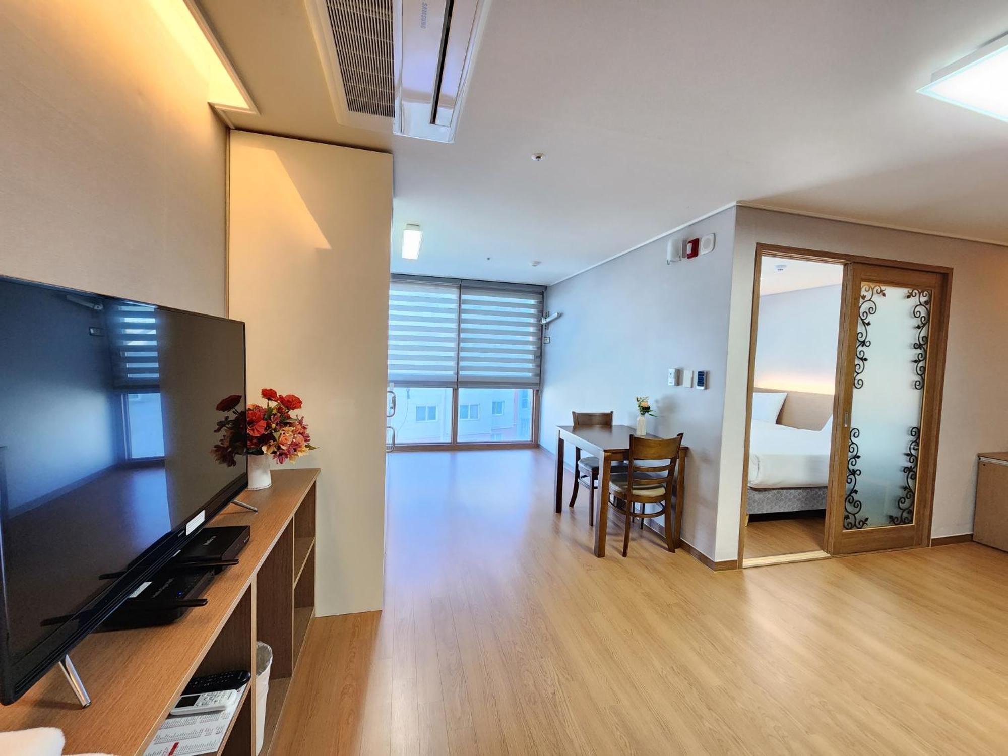 Residence Hotel K Okpo 巨济市 外观 照片