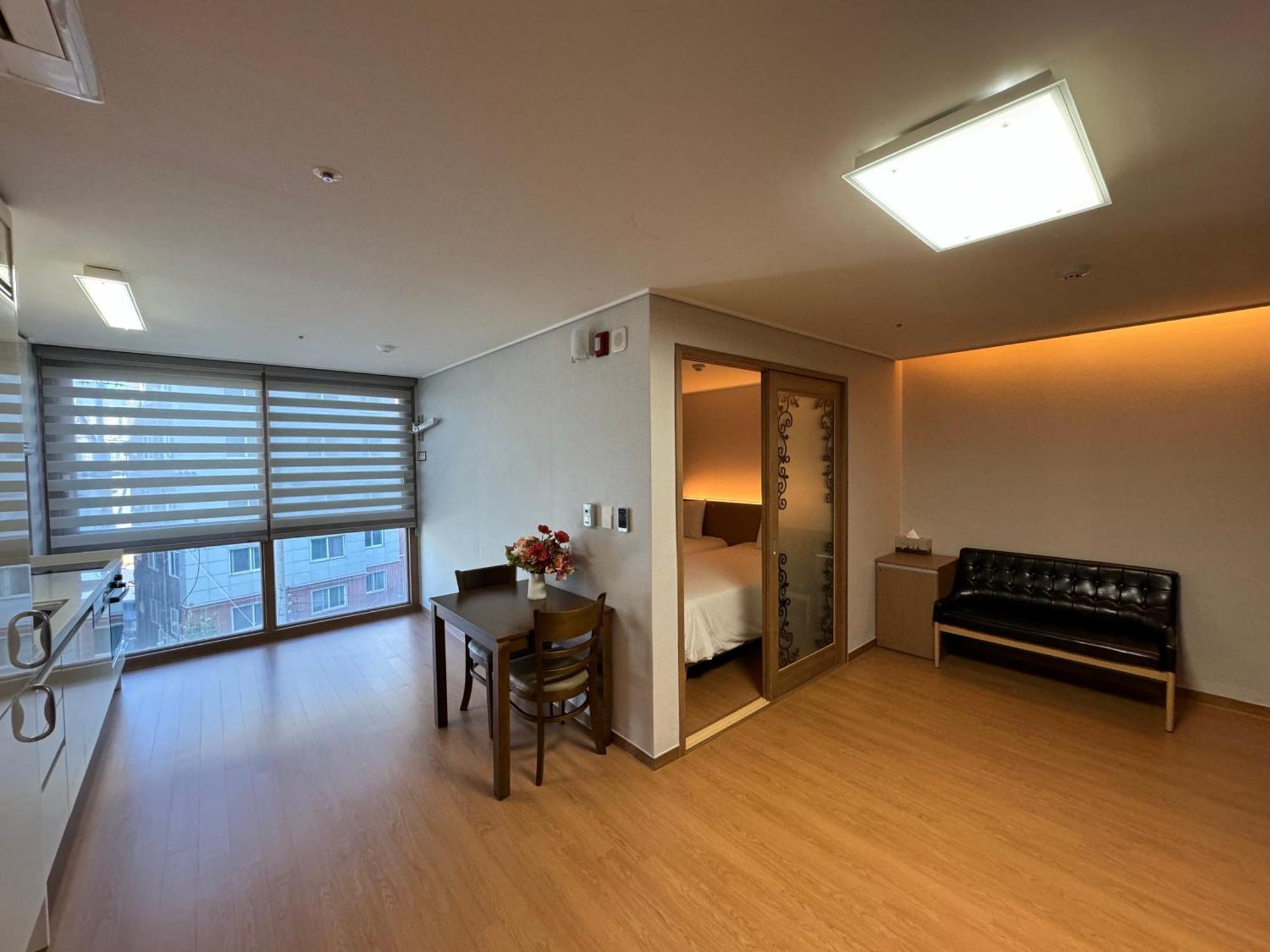 Residence Hotel K Okpo 巨济市 外观 照片